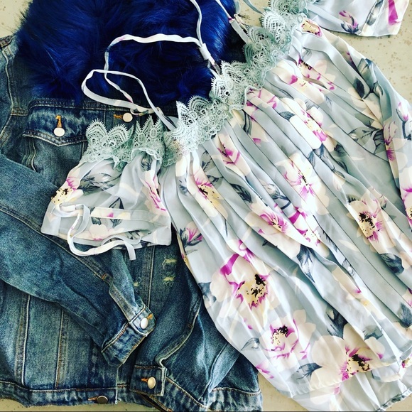 ⚡️Strappy Cold Shoulder Floral Top - Picture 2 of 5